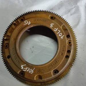 067105273g
