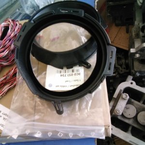 3C0051733