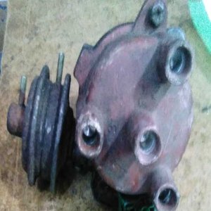 19060-87211 DİSBİRİTÖR DAIHATSU 1992 ORJ ÇIKMA